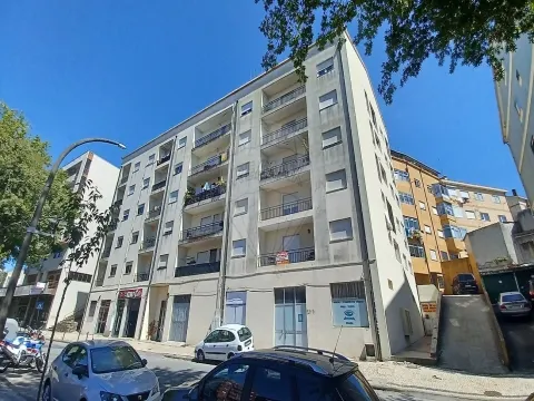 Apartamento T2 para arrendamento