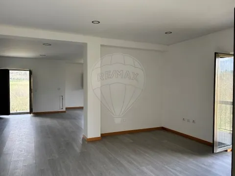 Moradia T3 para venda