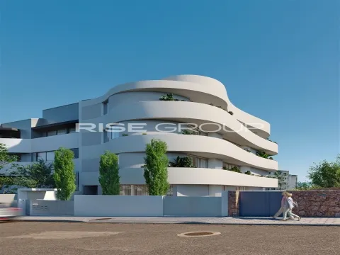 Apartamento T2  Duplex em construção na praia dos Lavadores