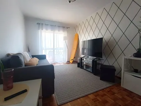 Apartamento T1 a 200 metros da areia