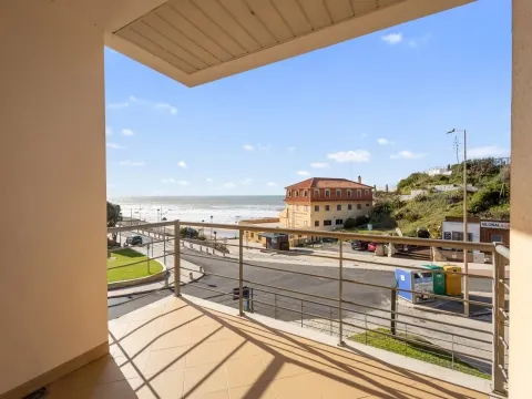 Apartment in Praia da Areia Branca with sea view