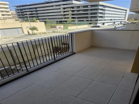 Oasis Emanuelle | Apartamento T2 com Piscina em Gondomar
