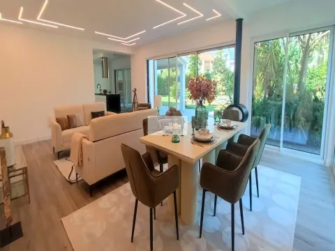 Moradia T4 totalmente renovada com piscina na Herdade da Aroeira