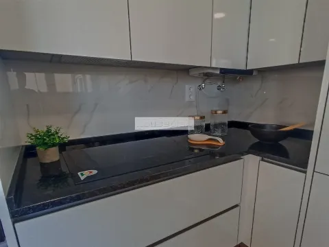 Apartamento T3 totalmente Renovado e mobilado em Benfica