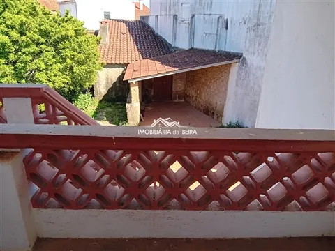 House T5