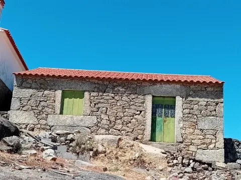 Moradia para Restaurar T0