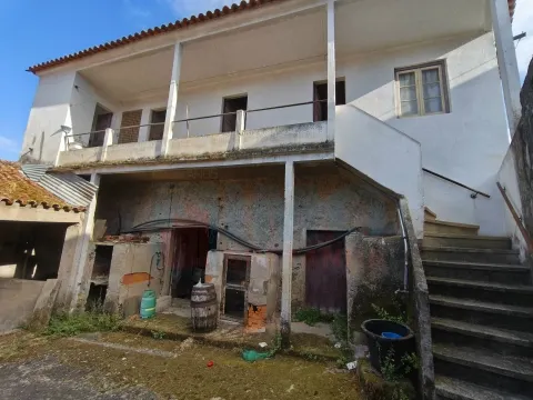 RESERVADO - Moradia V5 p/ Renovar - Vale de Neira  - 5 Min. Lousã