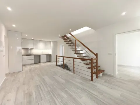  T2 Duplex Totalmente Remodelado - Centro de Anadia