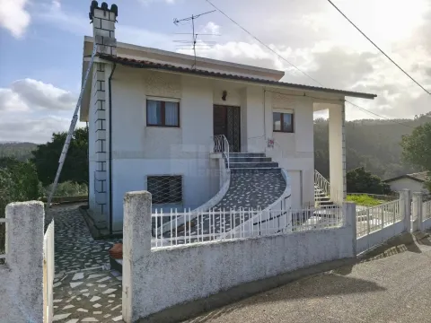 Moradia V3 - Almalaguês - 10 kms de Coimbra