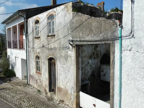 Maison à Restaurer 6 Chambre(s)