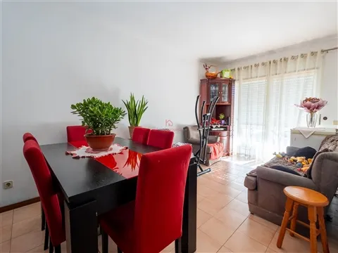Apartamento T2+1 em São Martinho do Campo, Santo Tirso