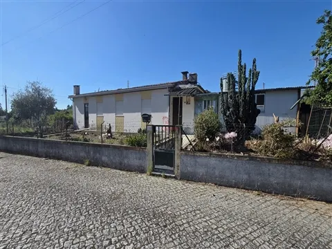 Moradia Térrea T2 em Areias, Santo Tirso