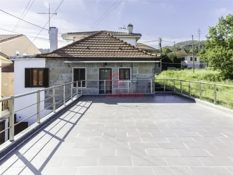 Bi-Family Housing São Tomé De Negrelos, Santo Tirso