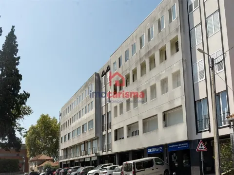 Apartamento T3 em Riba de Ave, Vila Nova de Famalicão