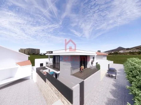Fantastic New 3-Bedroom Villa with Pool, Turnkey, Under Construction in Lordelo, Guimarães