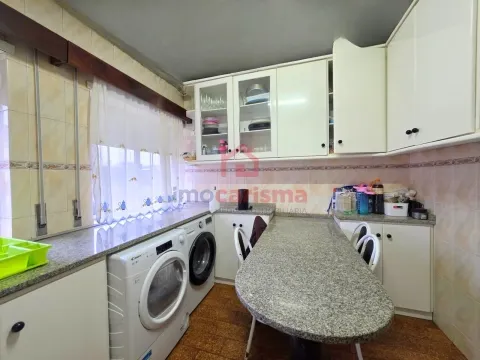 Apartamento T3 em Vila das Aves, Santo Tirso