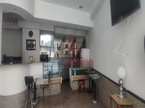 Loja para venda com 56m2 no centro de Santo Tirso