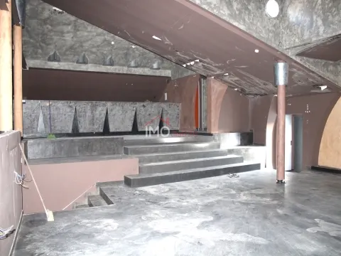 Edificio 5 habitaciones