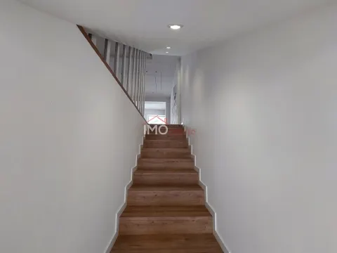 Apartamiento duplex de 4 habitaciones