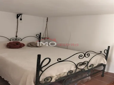 Rijtjes huis 2 kamerwoning