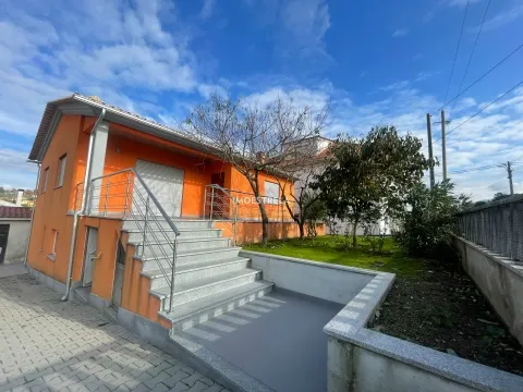 Casa Indipendente 3 Vani