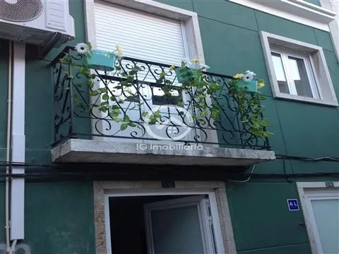 Building in downtown Setúbal.