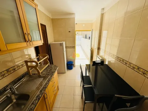 T0 em Buarcos com terraço privativo