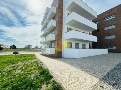 Appartamento con 2 camere da letto e parcheggio nuovo