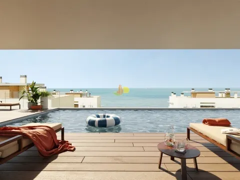 Nuevo, de lujo frente al mar...