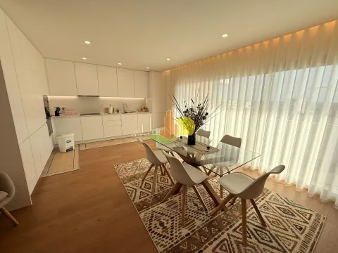 &#20004;&#23621;&#23460;&#20844;&#23507;&#65292;&#20301;&#20110;Foz Village&#65281;&#24102;&#23478;&#20855;&#21644;&#35774;&#22791;&#65281;