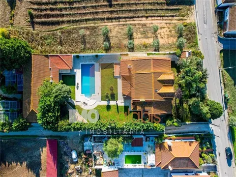 Maison 5 Chambre(s)
