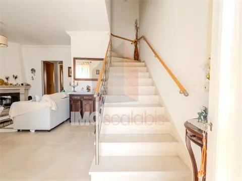 Moradia T4