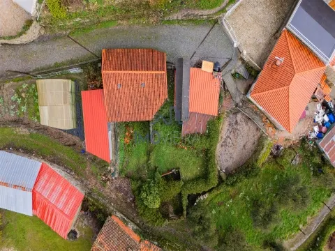 Moradia para Restaurar T2