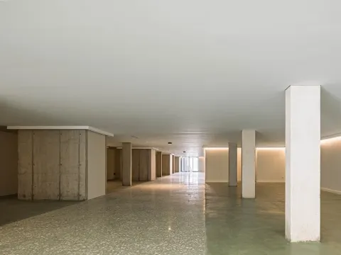 2-bedr. apartment for rent in historic Gaia, with pool, spa and panoramic views