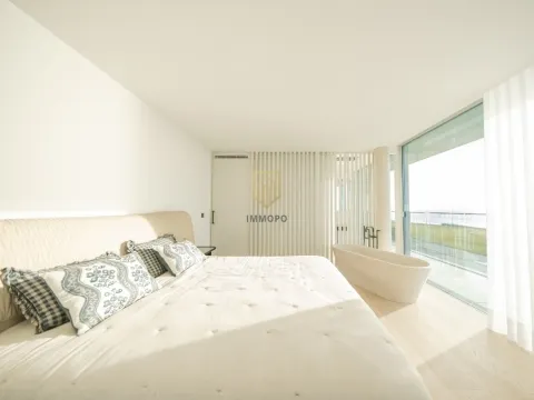 Semi-detached house T4