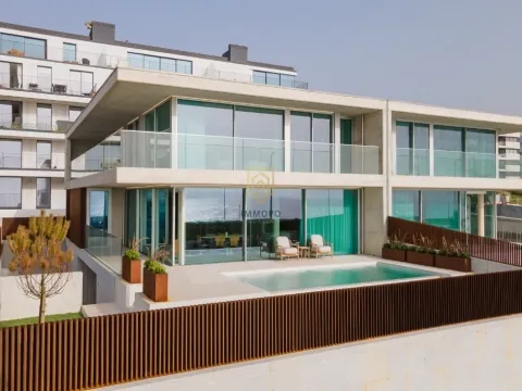 Semi-detached house T4