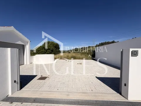 Lote terreno de 1.441m² com poço 