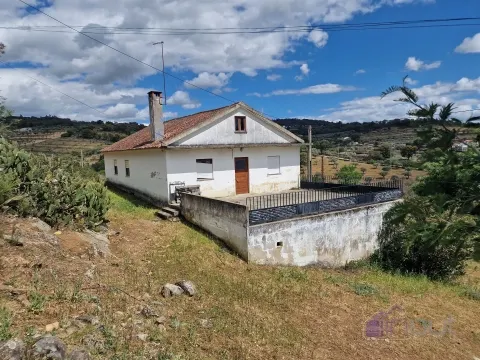 Fattoria / Cascina / Casale 4 Vani