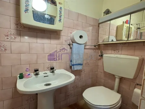 Moradia T7 com Terreno e Potencial para Duas Habitações – Escalos de Cima