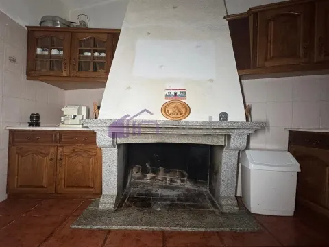 3-Bedroom House with 104 m² – Excellent Sun Exposure – Sarzedas, Castelo Branco