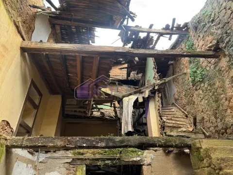  Ruína com Grande Potencial em Penamacor – Oportunidade Única para Criar a Casa dos Seus Sonhos