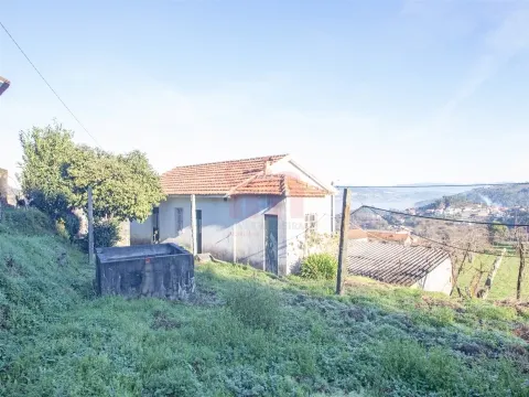 Detached house to restore T3