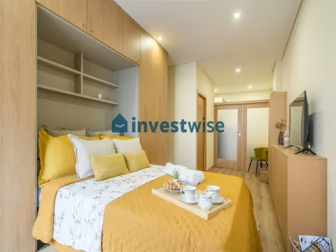 Modern Furnished Studio With Airbnb Licence