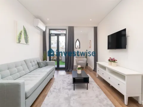 T2 Com Terraço Privativo Em Empreendimento De Luxo