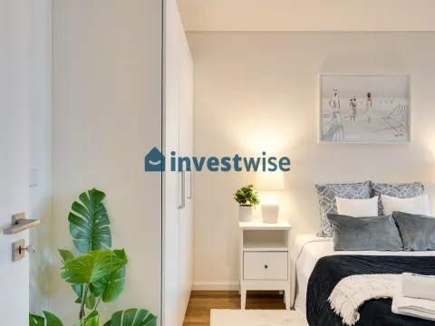 T2 Com Varanda Em Empreendimento De Luxo