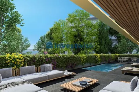 High End 3 Bedroom Apartment With Pool, Terrace & 2 Parking Spots