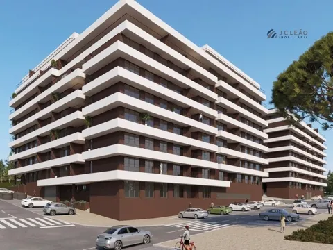 Apartamento T3 em fase de construcao no parque da cidade de Paredes