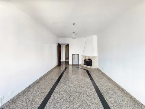 Apartamento T5 DUPLEX