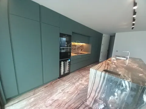 Moradia T3 NOVA com piscina em Braga