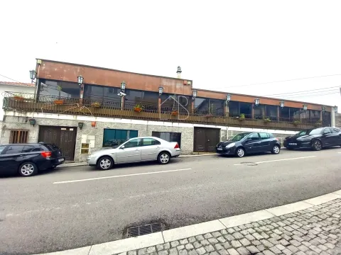 Prédio comercial à venda em Costa, Guimarães